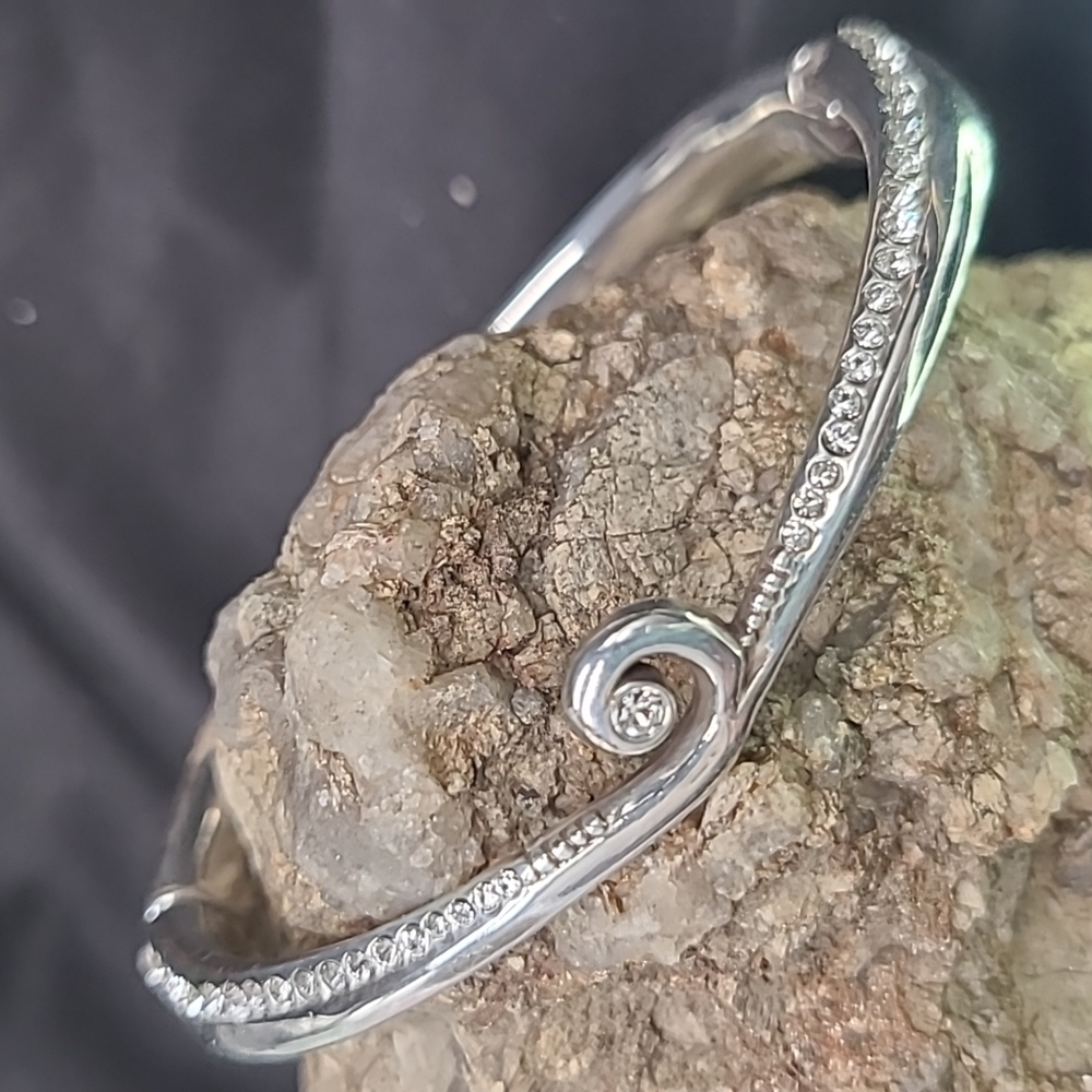 BRIGHTON Classy Crystal Rhinestone Hinged Silvertone Bangle Bracelet